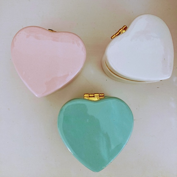 Jewelry Heart Shaped Cases - Picture 5 of 10